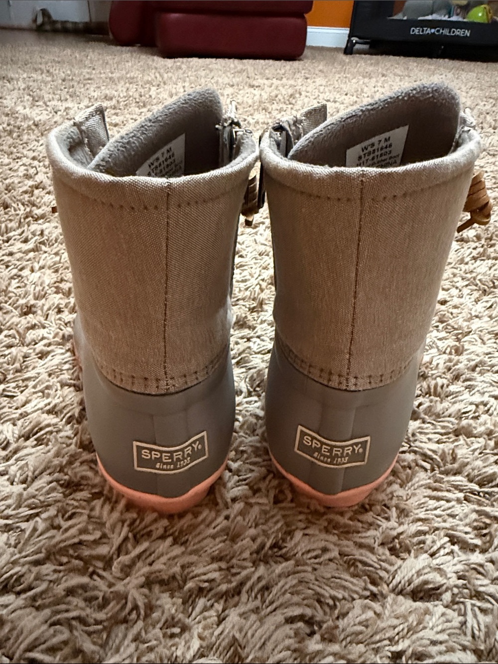 Sperry - Picture 2 of 7